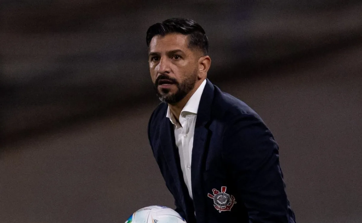 Emiliano Díaz on the reality check that reshaped Corinthians behind the scenes